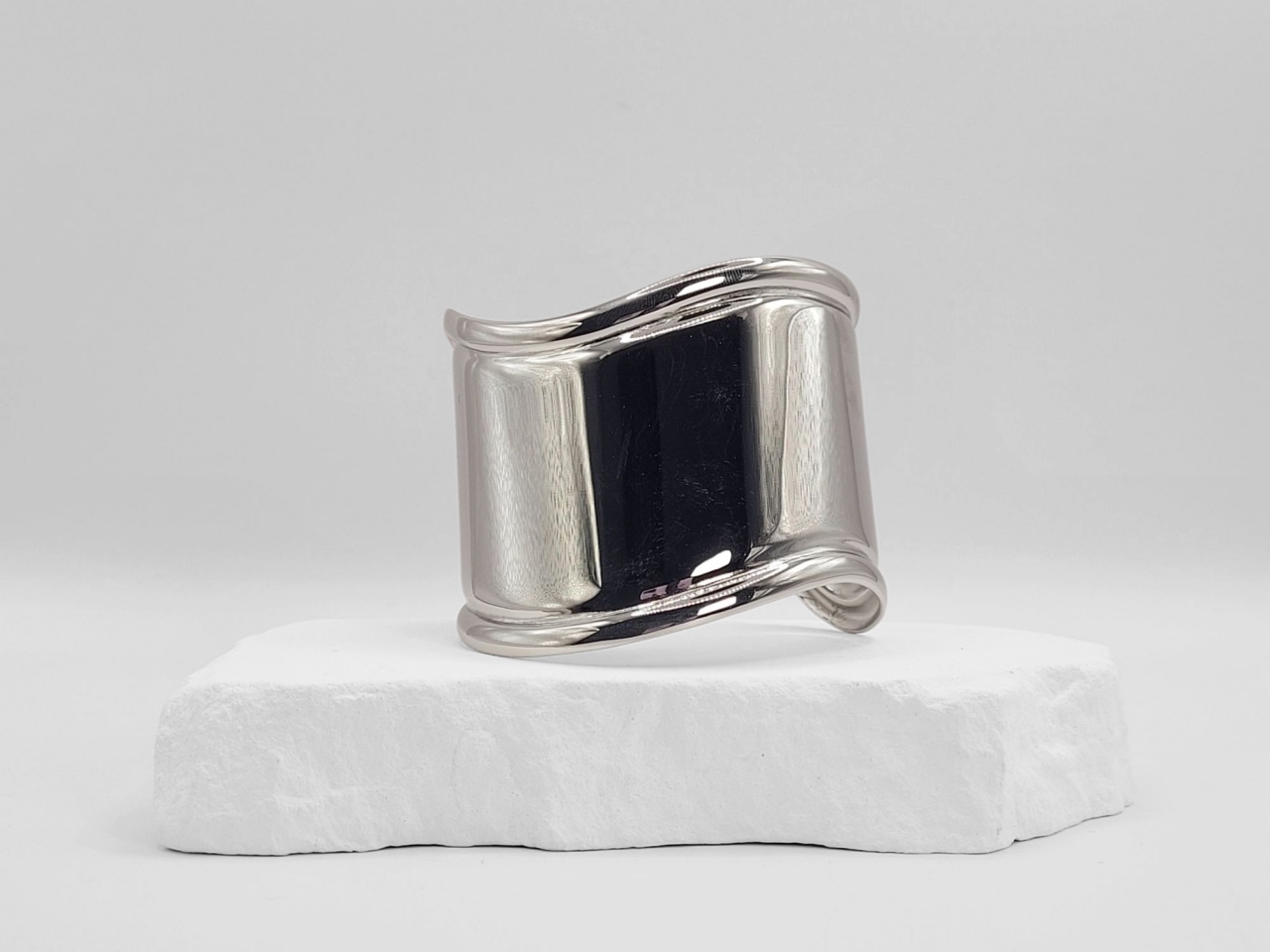 Stainless silver bracelet