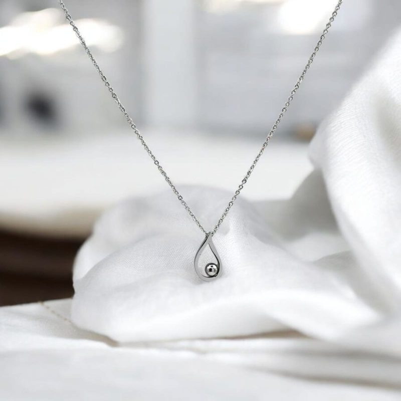 STNE00002_Silent_Drop_Silver_AmeTerre