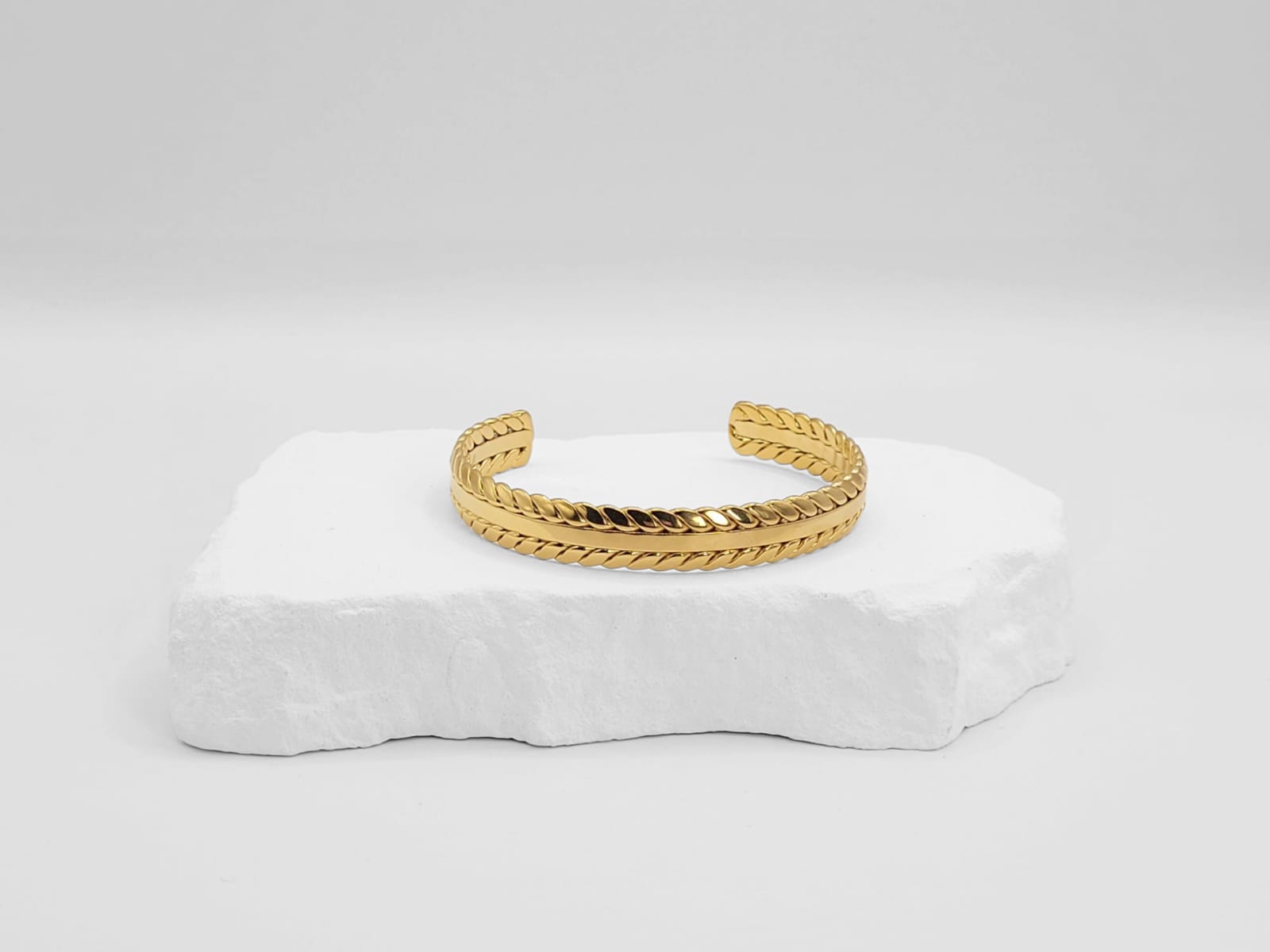 STBR00010-Astra-Line-Gold-AmeTerre