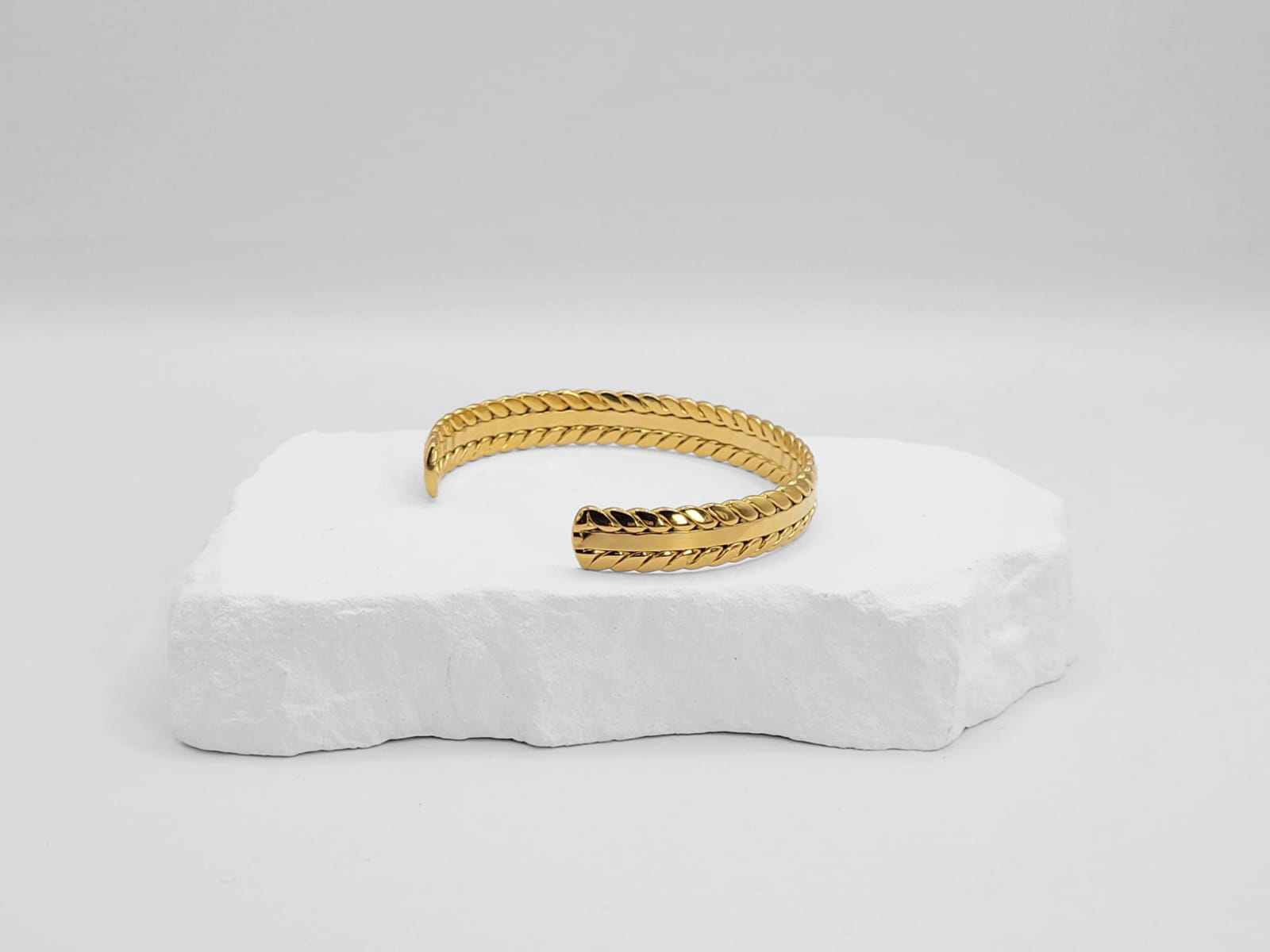 STBR00010-Astra-Line-Gold-AmeTerre