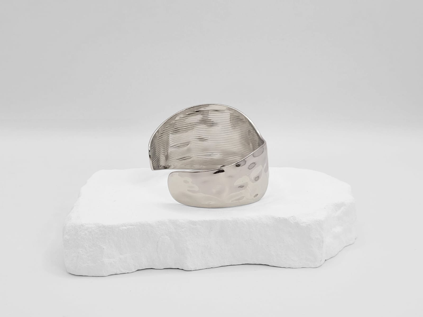 STBR00017-Astraea-Silver-AmeTerre