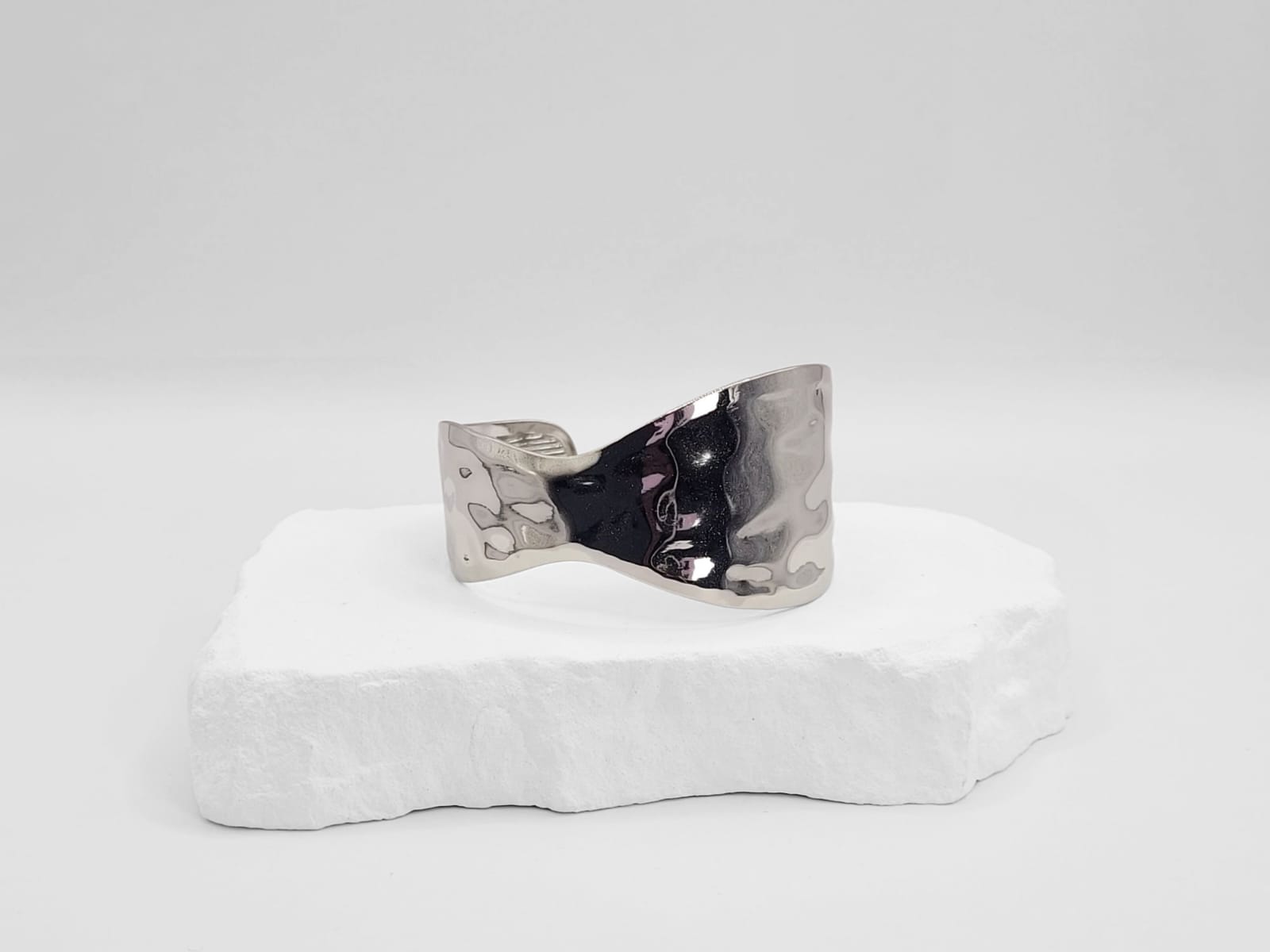 STBR00017-Astraea-Silver-AmeTerre