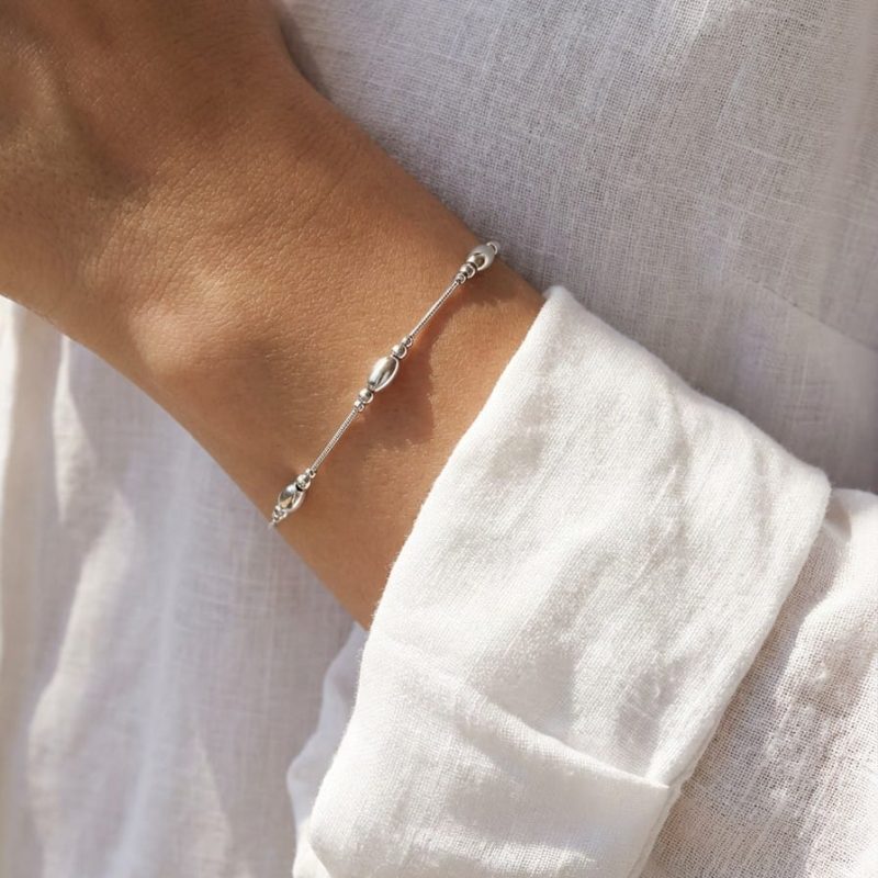 STBR00032-Noctara-Silver-AmeTerre