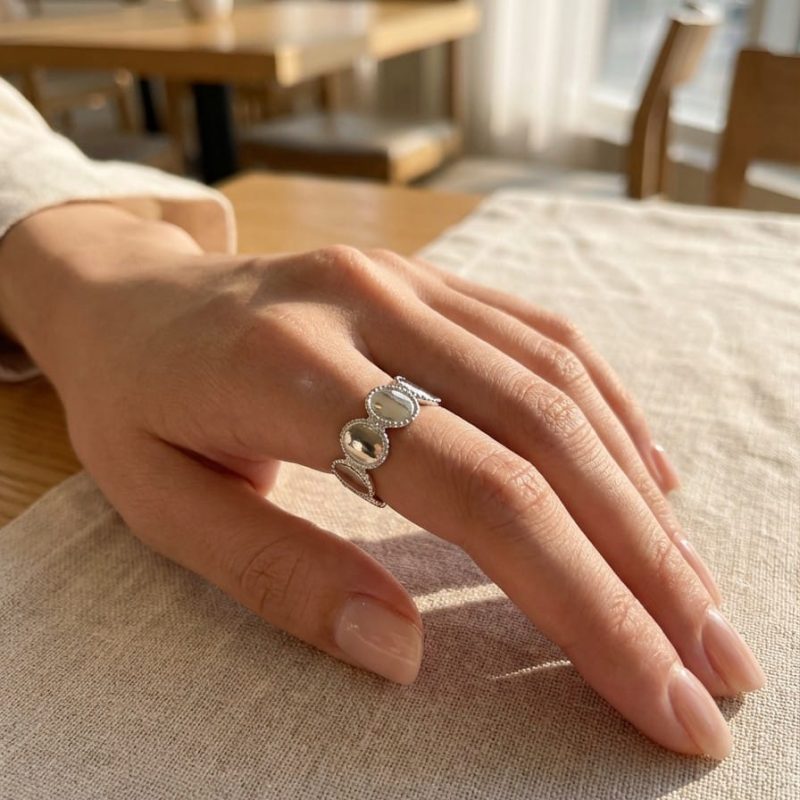 STRI00009-Primora-Silver-AmeTerre